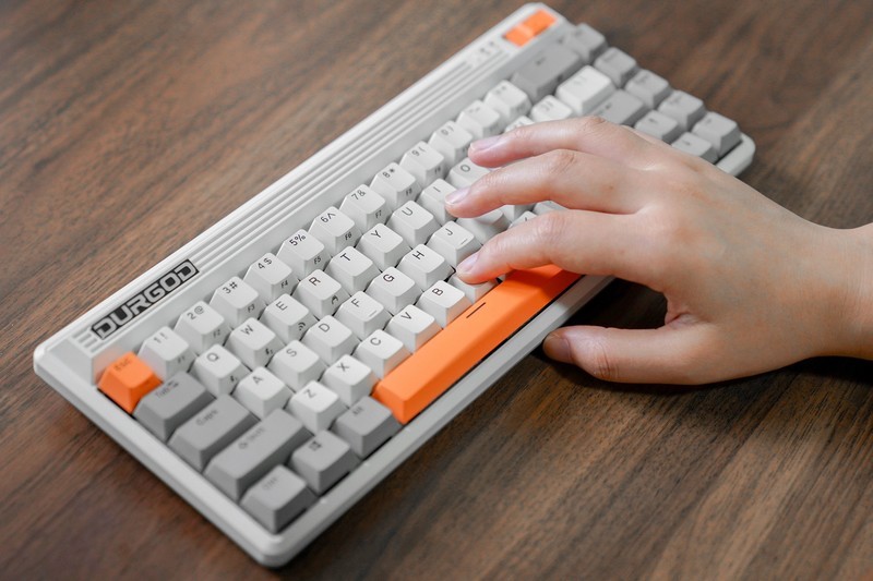 杜伽FUSION机械键盘：时尚沉稳，细节再升级