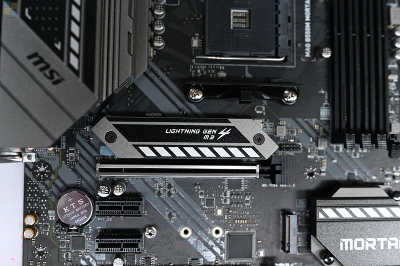 风道设计独特，外观简约时尚，安钛克DF 700 Flux机箱体验