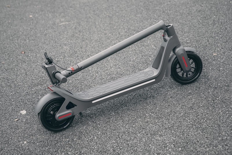 华为智选上架电动滑板车，上下班通勤它能靠得住吗？