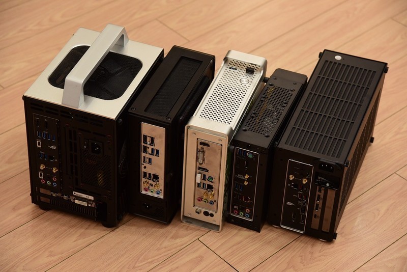 618装一台帅气的ITX主机！6.5L小钢炮打败全国98%电脑