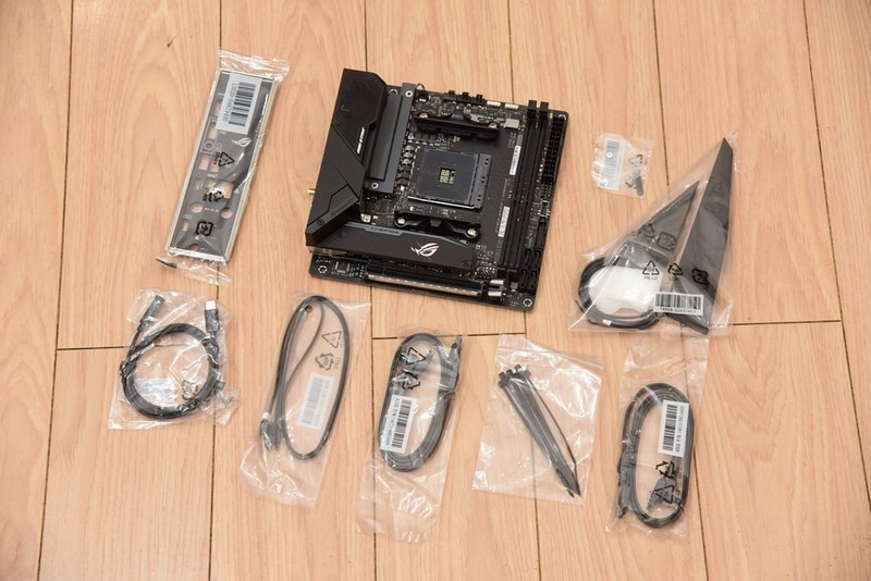 618装一台帅气的ITX主机！6.5L小钢炮打败全国98%电脑