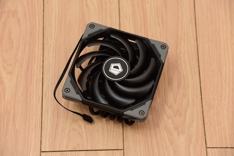 618装一台帅气的ITX主机！6.5L小钢炮打败全国98%电脑