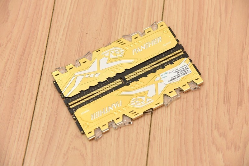 618装一台帅气的ITX主机！6.5L小钢炮打败全国98%电脑