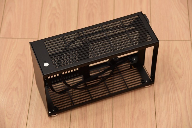 618装一台帅气的ITX主机！6.5L小钢炮打败全国98%电脑