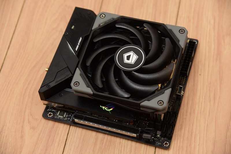 618装一台帅气的ITX主机！6.5L小钢炮打败全国98%电脑