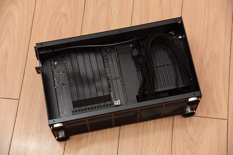 618装一台帅气的ITX主机！6.5L小钢炮打败全国98%电脑