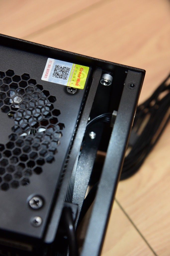 618装一台帅气的ITX主机！6.5L小钢炮打败全国98%电脑