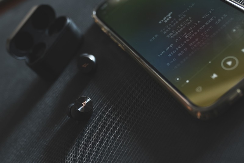 经典活塞豆再续前缘，推出真无线降噪版，万魔你也卷了！