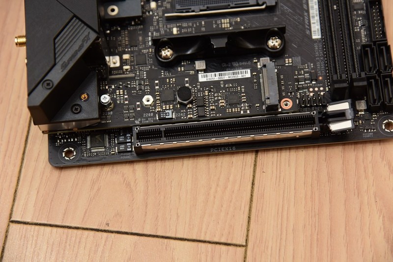 618装一台帅气的ITX主机！6.5L小钢炮打败全国98%电脑