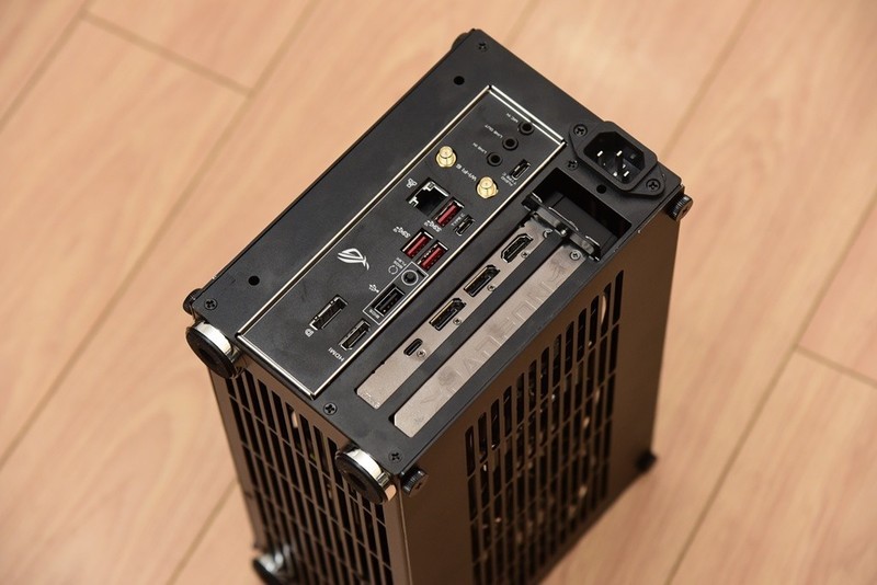 618装一台帅气的ITX主机！6.5L小钢炮打败全国98%电脑