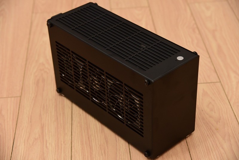 618装一台帅气的ITX主机！6.5L小钢炮打败全国98%电脑