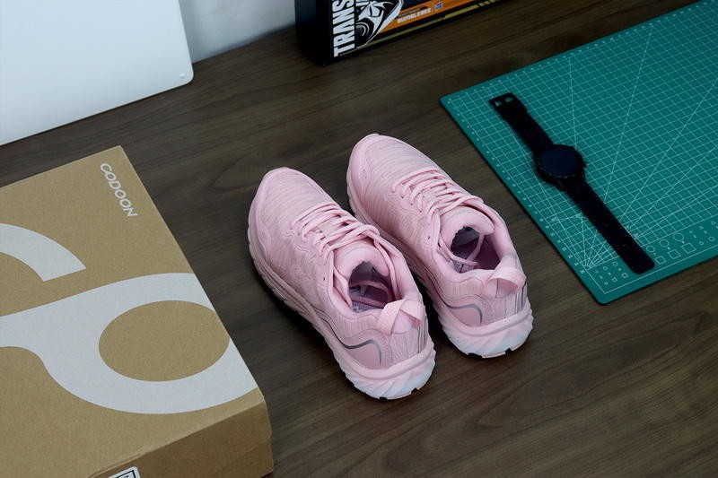 弹软透气，防滑增高，咕咚10K悦弹跑鞋体验