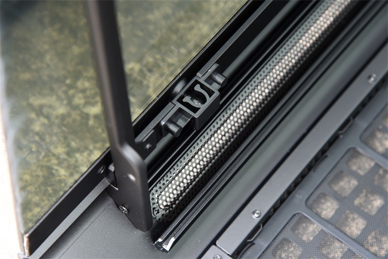 经典抽拉式机箱的延续---安钛克DARK CUBE机箱入手装机记