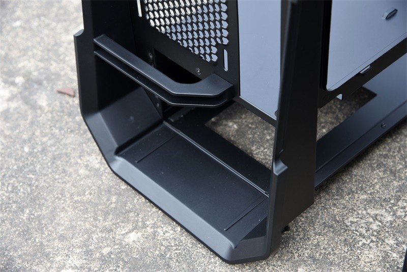 经典抽拉式机箱的延续---安钛克DARK CUBE机箱入手装机记