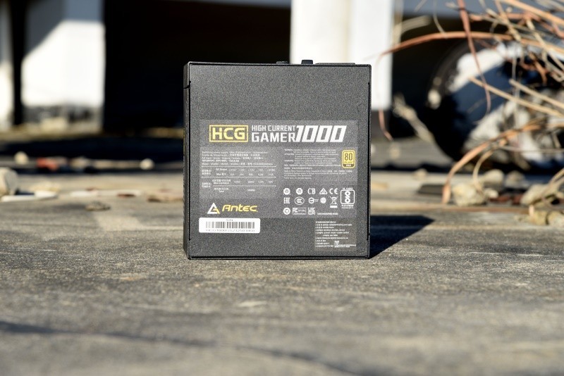 经典抽拉式机箱的延续---安钛克DARK CUBE机箱入手装机记