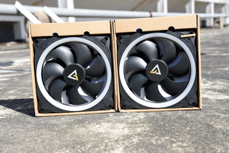 经典抽拉式机箱的延续---安钛克DARK CUBE机箱入手装机记