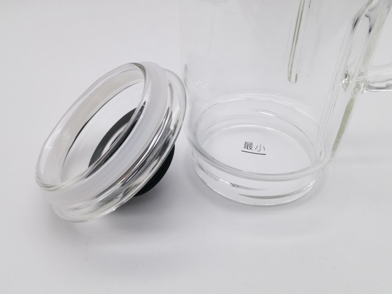 小巧轻盈、干豆直打无残渣，臻米豆浆机P2开箱测评