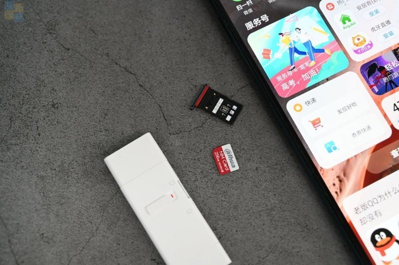 更好用的华为机型扩展卡，速度也挺快，大华NM存储卡上手