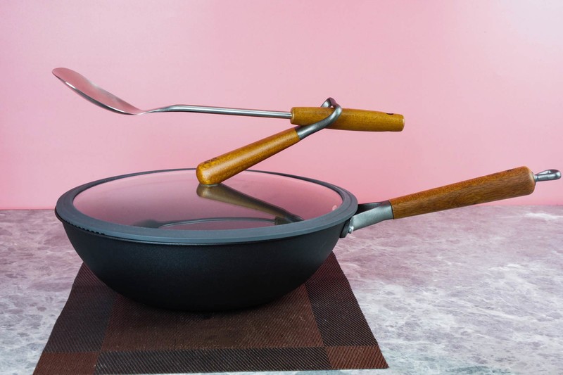 带你了解一个美食主义者，用什么样的锅来煎炒烹炸？