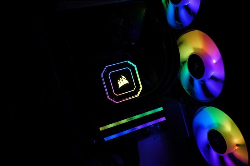 无压力运行《赛博朋克2077》，这套配置足够可以做得到