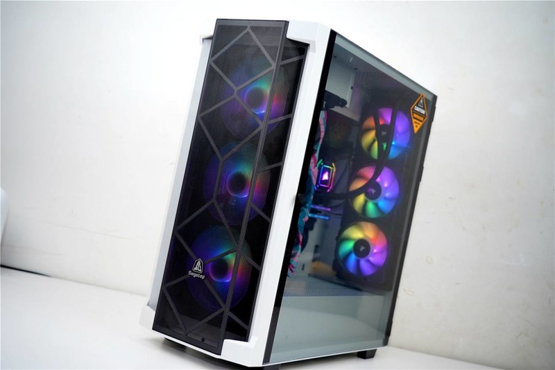 无压力运行《赛博朋克2077》，这套配置足够可以做得到