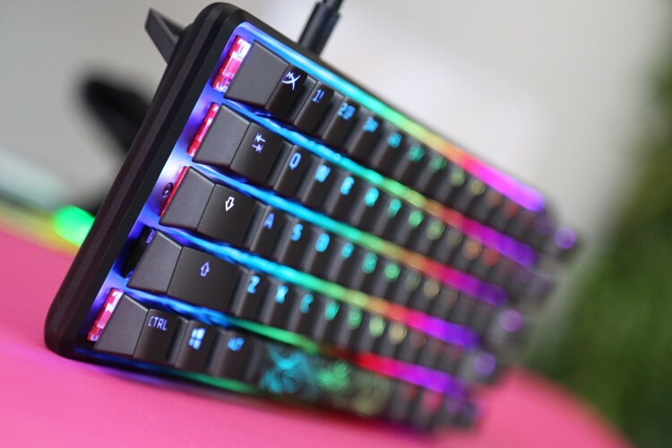 桌面美学新主义：HyperX起源60机械键盘开箱 Origins 60