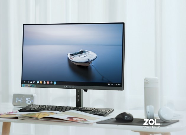 性能与美观兼具，对一体机电脑的印象该刷新了