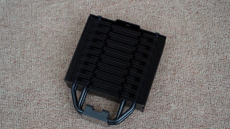 显卡太贵买不起？用AMD 5700G打造的暗黑二重制版ITX主机分享