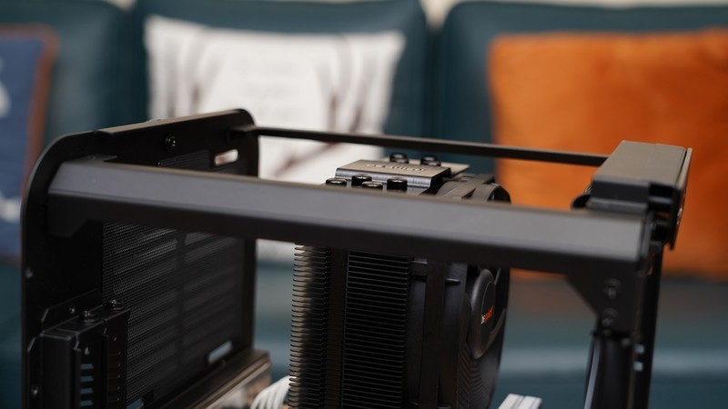 显卡太贵买不起？用AMD 5700G打造的暗黑二重制版ITX主机分享