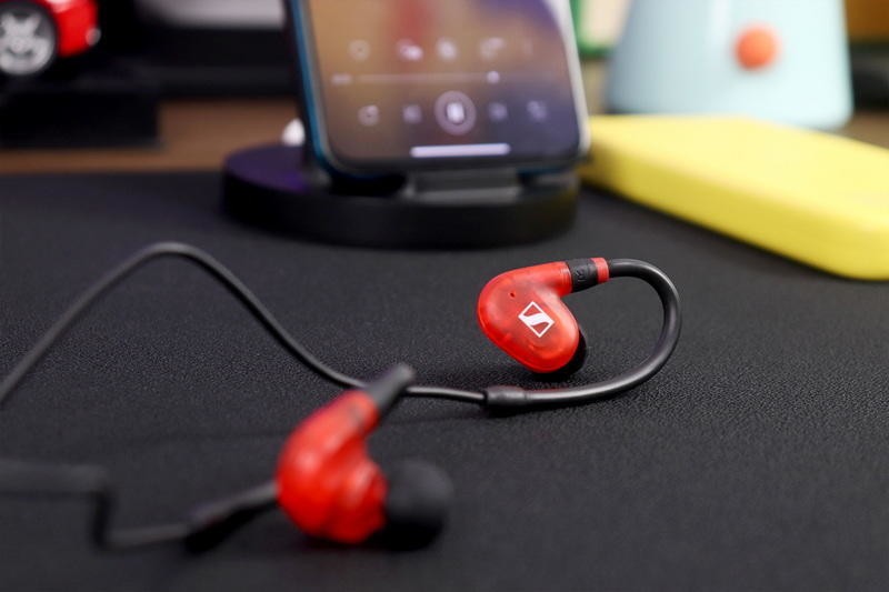 均衡高解析，低音有味道，森海塞尔IE 100 PRO入耳式监听耳机体验