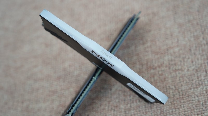 显卡太贵买不起？用AMD 5700G打造的暗黑二重制版ITX主机分享