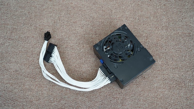 显卡太贵买不起？用AMD 5700G打造的暗黑二重制版ITX主机分享