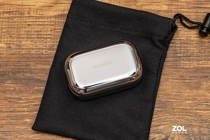 只卖599元，不谈情怀正面刚，诺基亚P3600 TWS试听