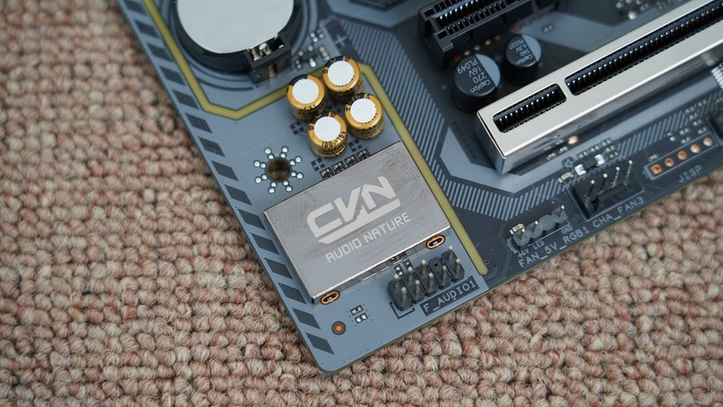 游戏学习两相宜？毕业季打造的高性能电脑主机分享