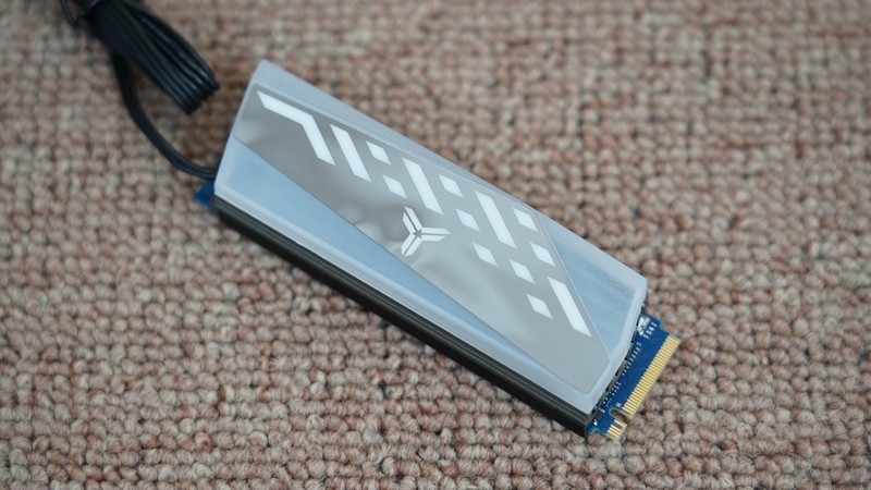 游戏学习两相宜？毕业季打造的高性能电脑主机分享