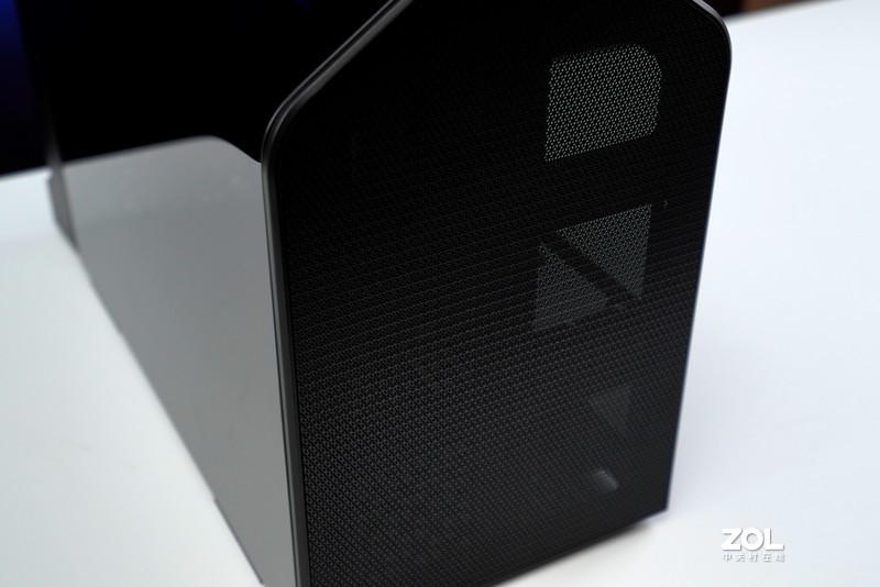 支持280mm水冷，芝奇首款机箱Z5i MINI-ITX装机初体验