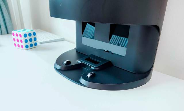 连垃圾都懒得倒，由利扫地机器人评测：垃圾自动收集，一月一次