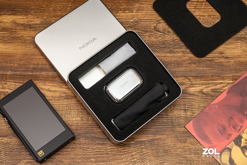 只卖599元，不谈情怀正面刚，诺基亚P3600 TWS试听