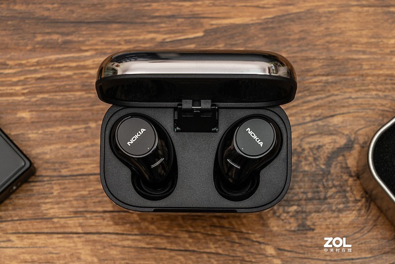 只卖599元，不谈情怀正面刚，诺基亚P3600 TWS试听