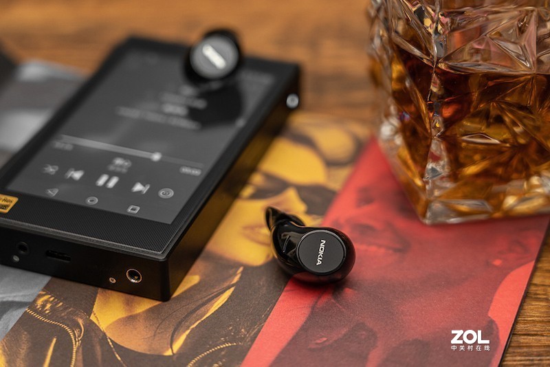 只卖599元，不谈情怀正面刚，诺基亚P3600 TWS试听