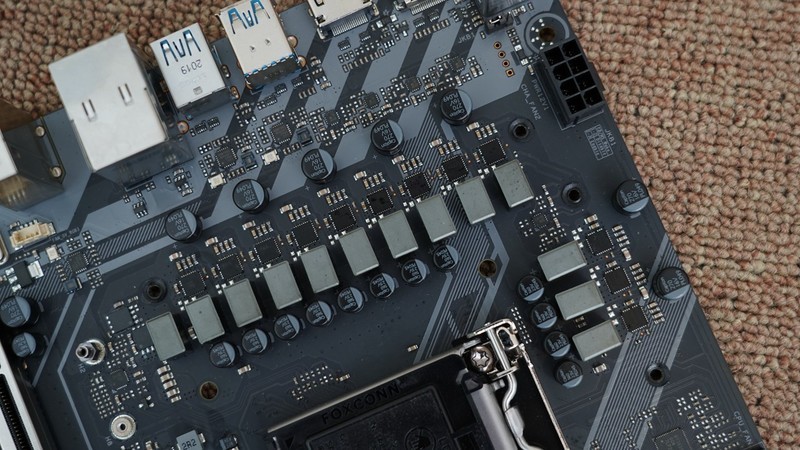 游戏学习两相宜？毕业季打造的高性能电脑主机分享