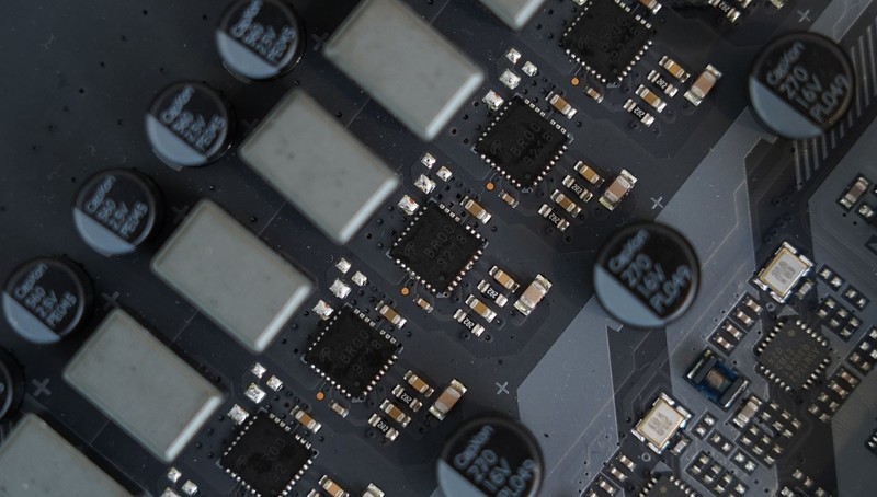 游戏学习两相宜？毕业季打造的高性能电脑主机分享