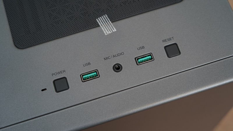 游戏学习两相宜？毕业季打造的高性能电脑主机分享