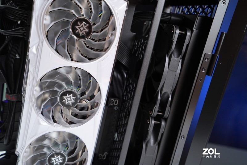 支持280mm水冷，芝奇首款机箱Z5i MINI-ITX装机初体验