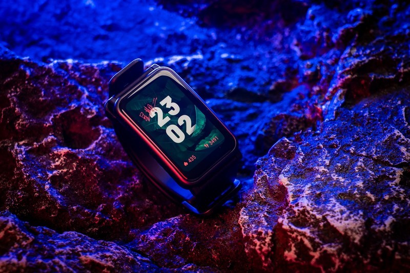 荣耀手表ES好不好用？网友：大号手环也配卖599元？试过后，真香！