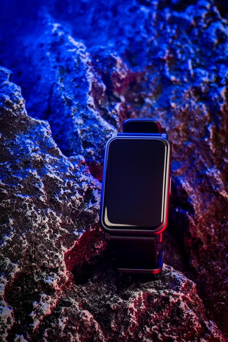 荣耀手表ES好不好用？网友：大号手环也配卖599元？试过后，真香！