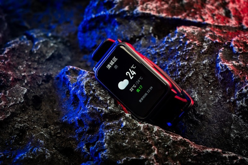 荣耀手表ES好不好用？网友：大号手环也配卖599元？试过后，真香！