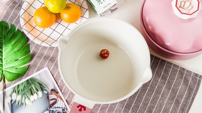 宝宝的第一口锅，我选择了这款陶瓷辅食锅