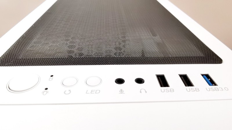 双十一装机还在找紧凑型的大侧透机箱吗？不妨看看长城魔镜M20