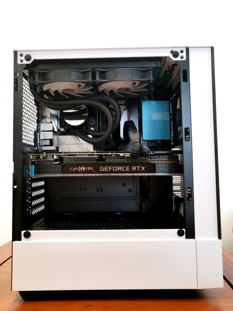 双十一装机还在找紧凑型的大侧透机箱吗？不妨看看长城魔镜M20